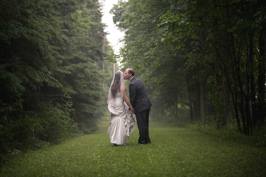 destination wedding photographer, ashnayler photography, wedding photographers peterborough,south pond farms wedding photographer