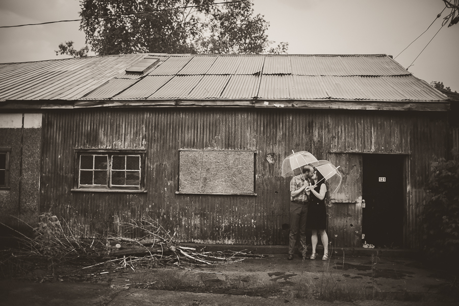 rainy engagement photos, port hope engagement photography, engagement photographer ontario, engagement photographer peterborough, ash nayler photography, ash nayler, ontario wedding photographer