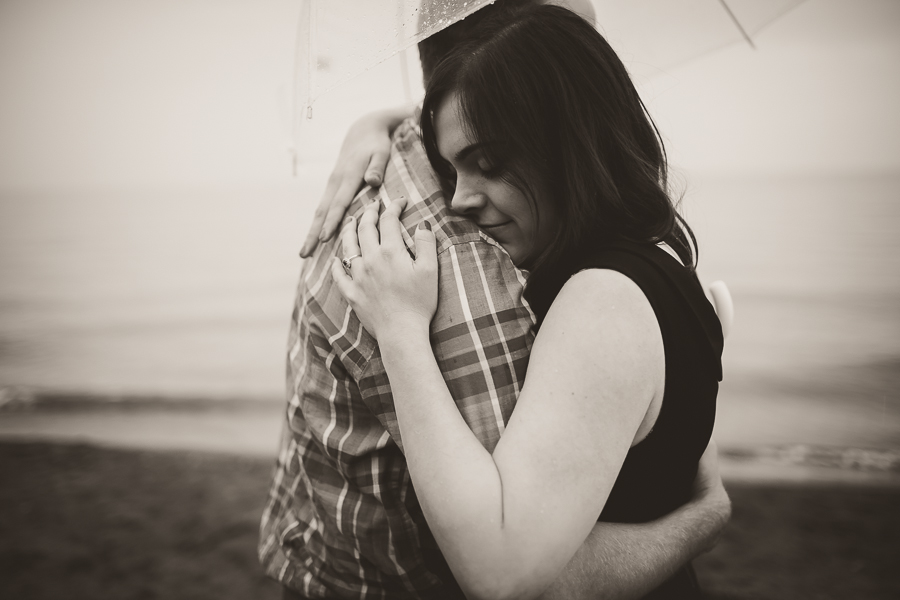 rainy engagement photos, port hope engagement photography, engagement photographer ontario, engagement photographer peterborough, ash nayler photography, ash nayler, ontario wedding photographer