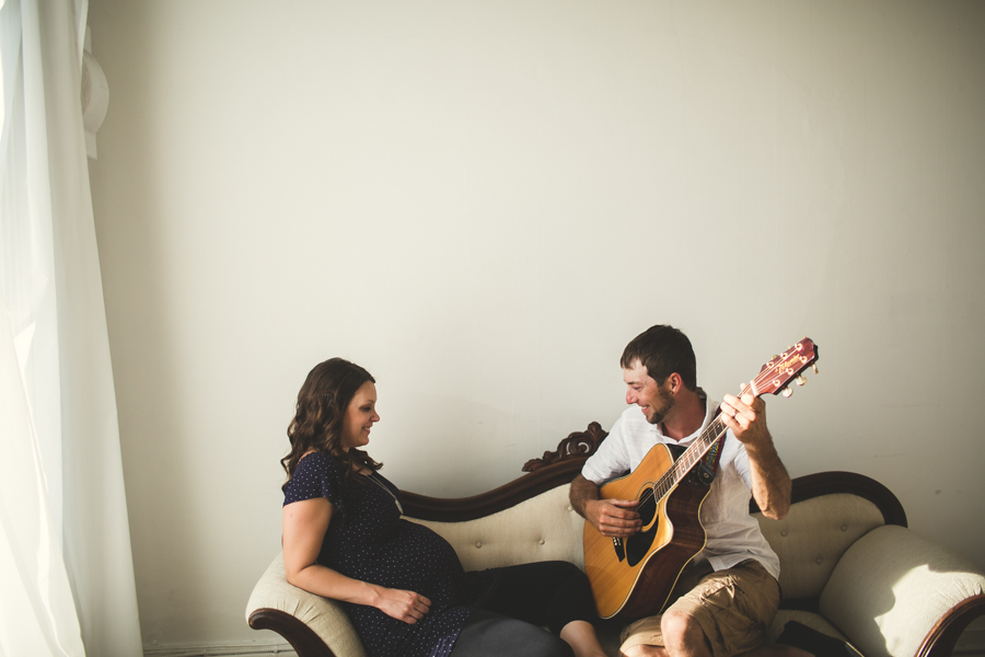 maternity photography peterborough ontario, ash nayler photography, ontario maternity photography, peterborough portrait photographer