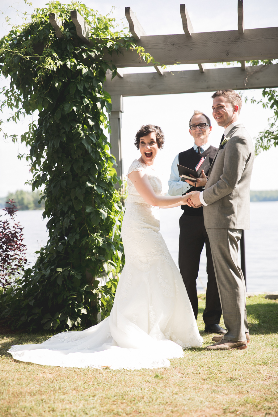 ontario wedding photographer, peterborough ontario wedding photographer, viamede resort wedding photography, wedding photography, 