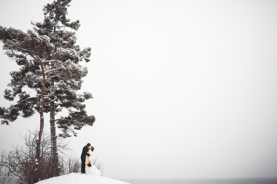 winter weddings, winter wedding photographer, winter weddings ontario, winter wedding peterborough, outdoor winter wedding photographer, ontario wedding photographer, peterborough wedding photographer, toronto wedding photographer, ash nayler photography, ash nayler