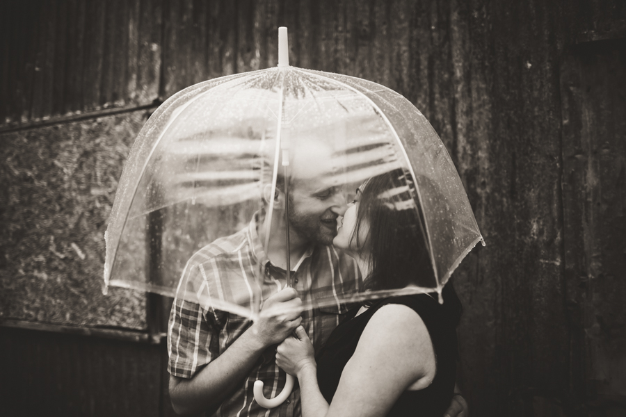 rainy engagement photographer