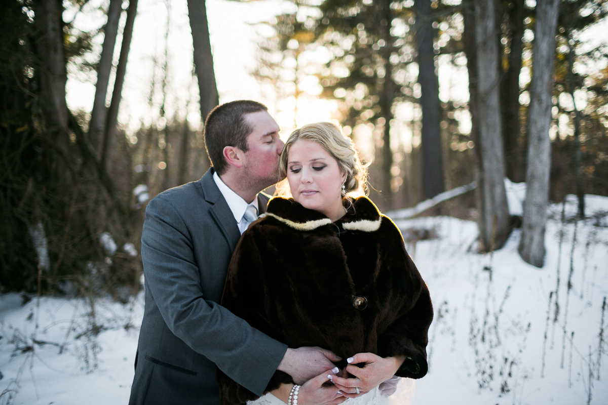 wedding photographer ontario winter