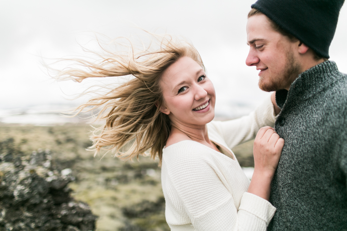 iceland couples photo golden circle