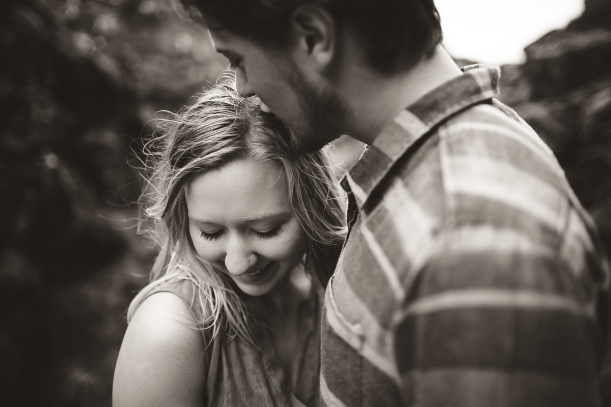 thingvellir park iceland wedding photographer