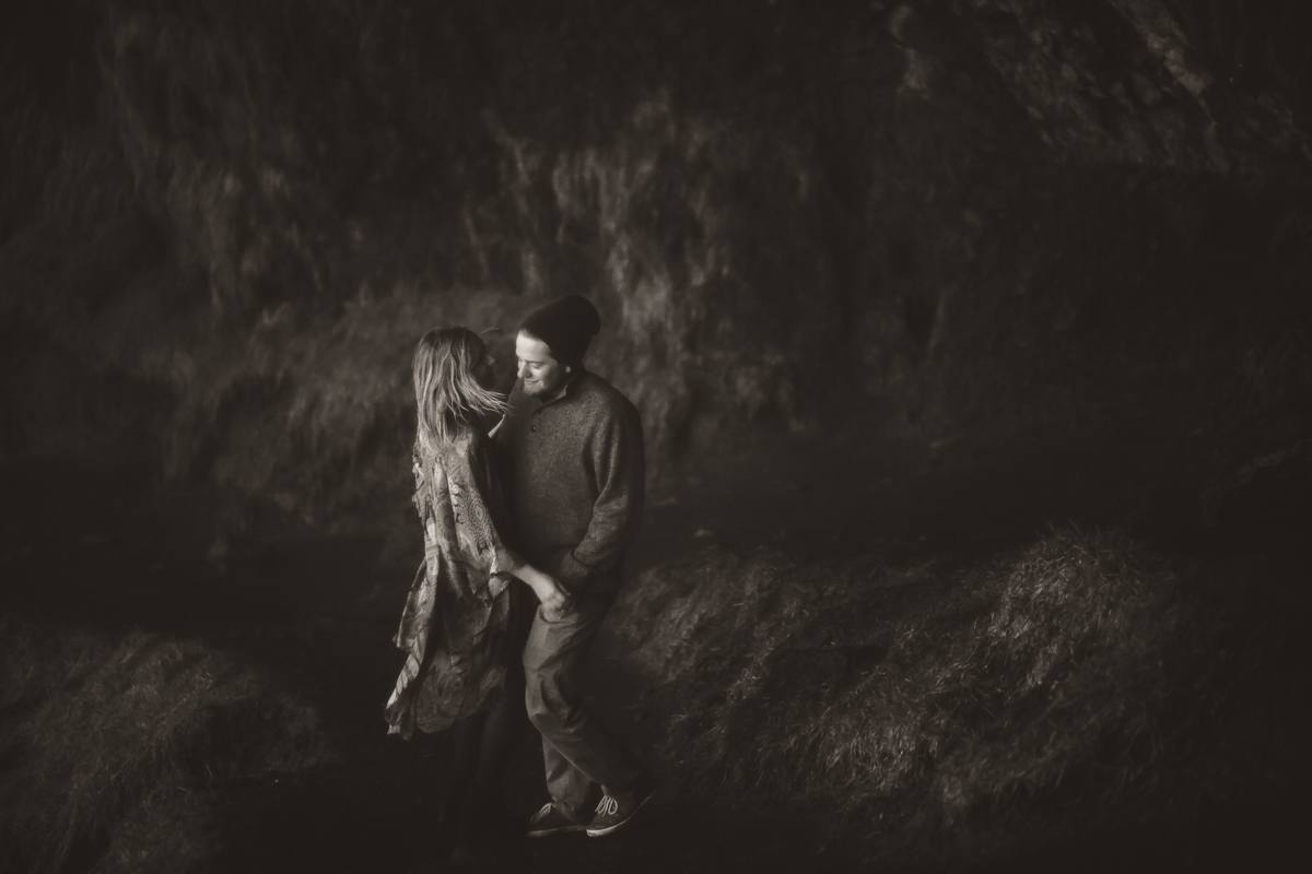 iceland engagement photography