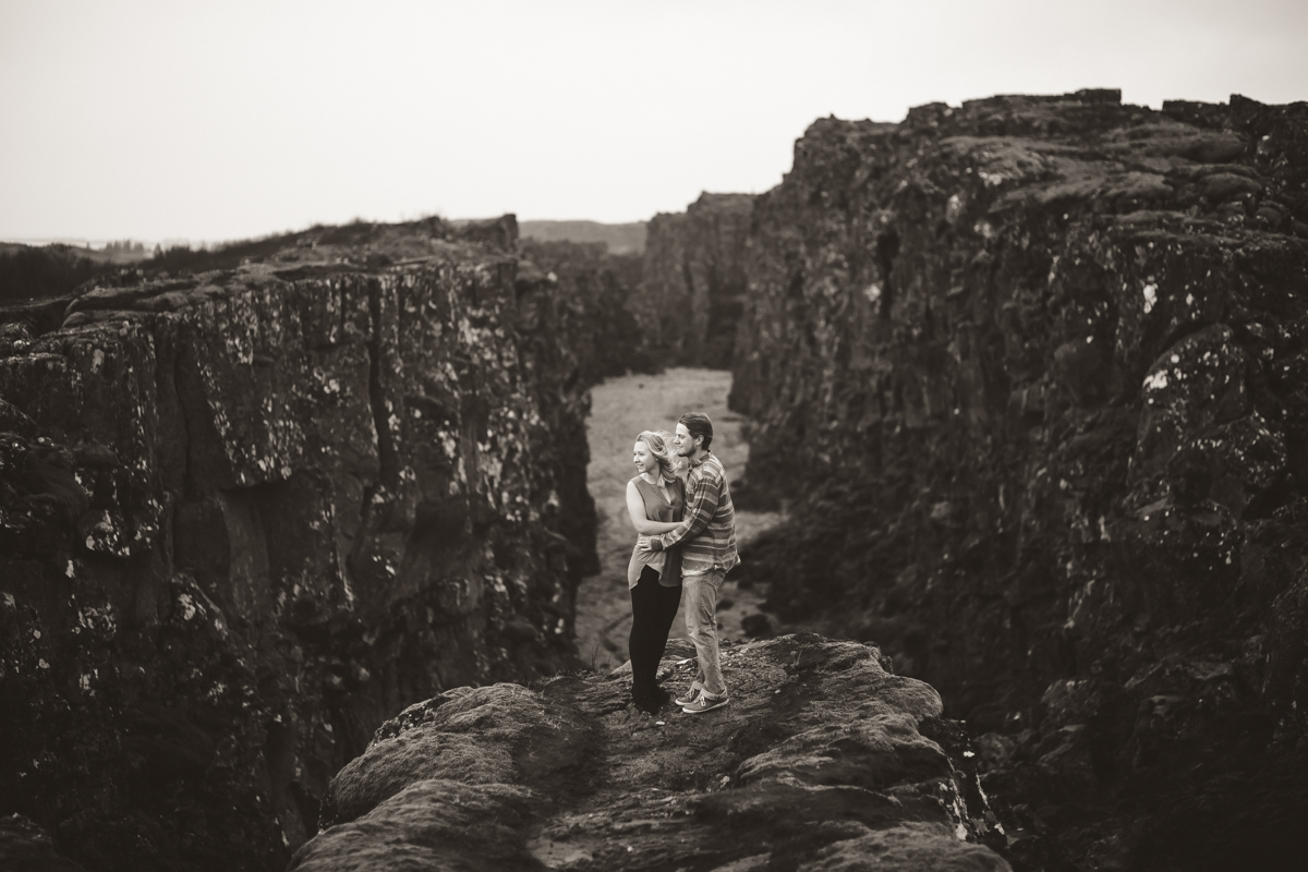 tectonic plates iceland couple photos