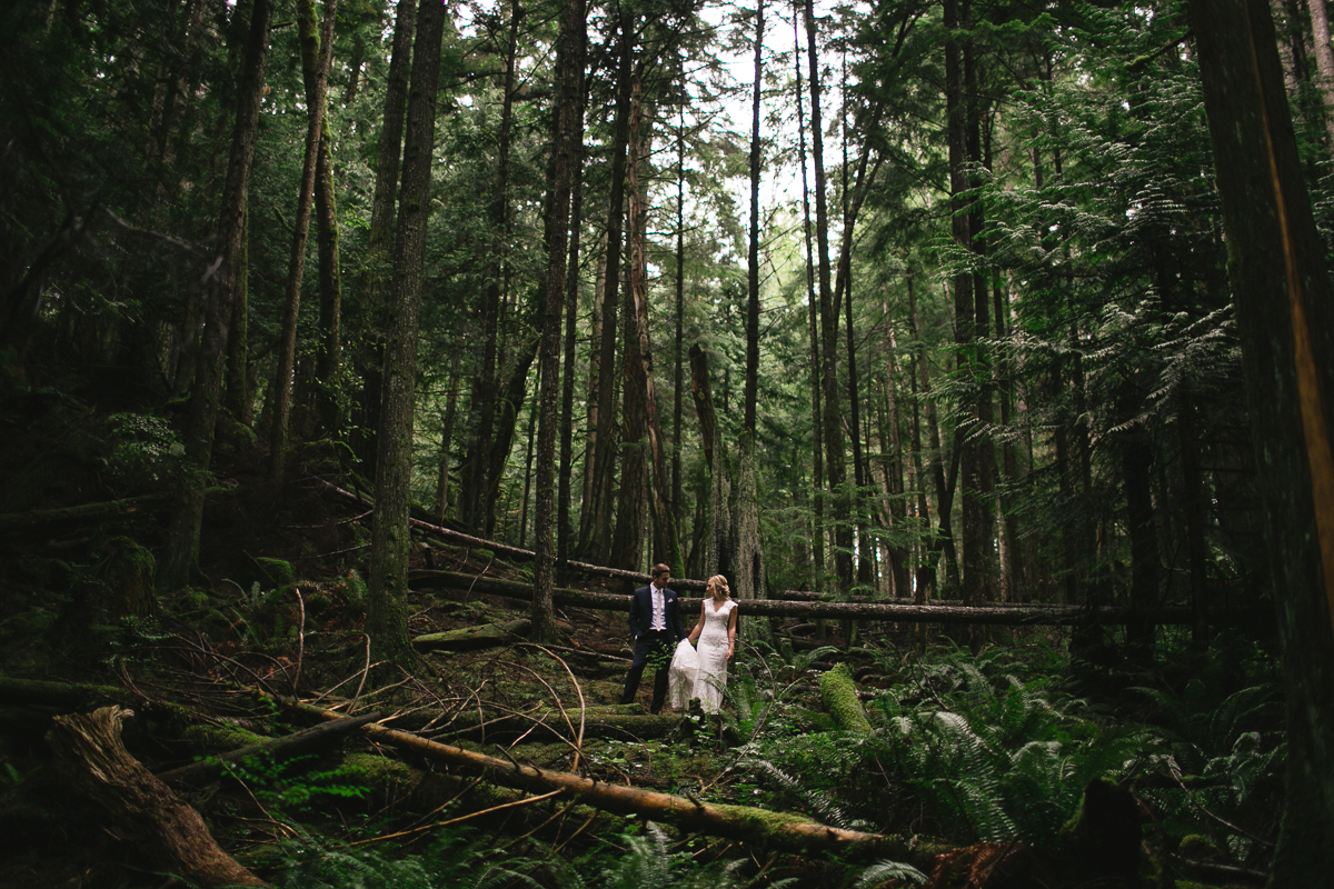 sunshine coast elopement-bride and groom in forest