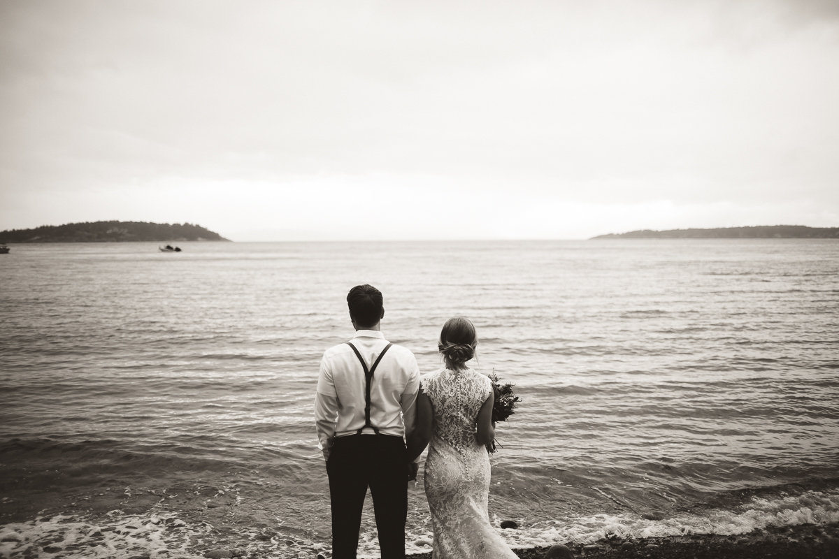 sunshine coast elopement-bride and groom beach black and white