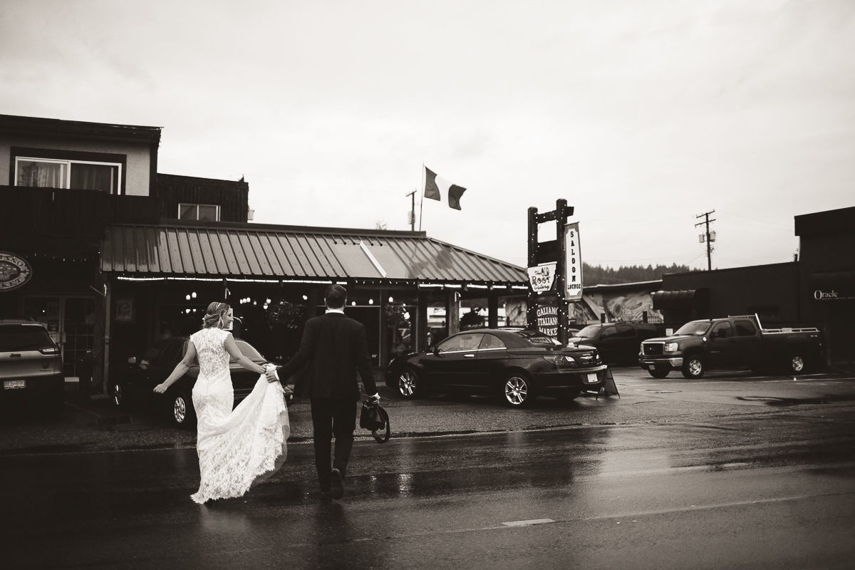 sunshine coast elopement-sechelt downtown wedding