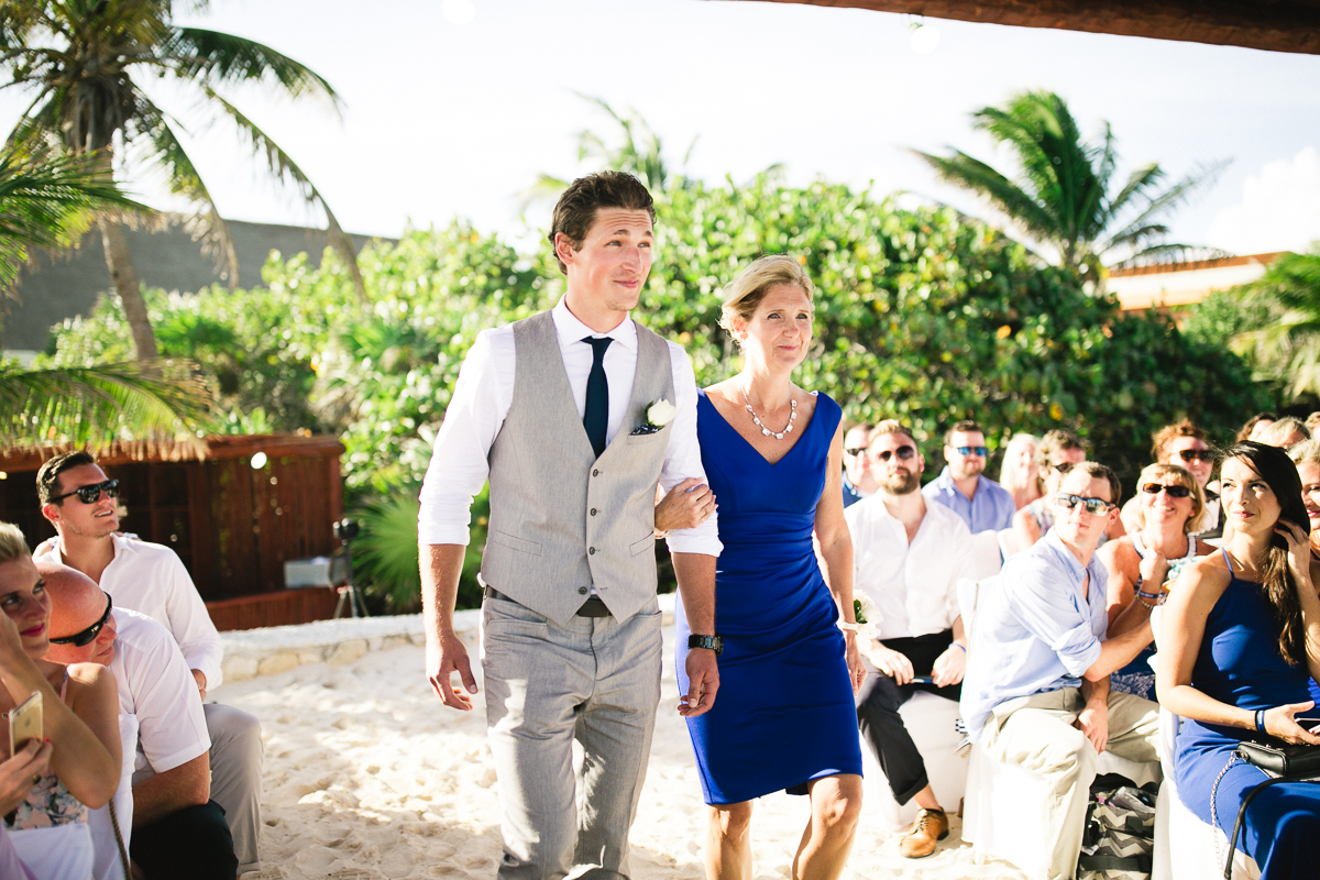 beach ceremony mexico wedding photography