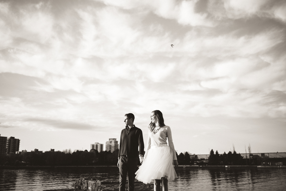 lake ontario engagement photographer