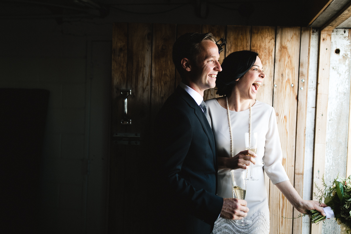 bride and groom hinterland winery