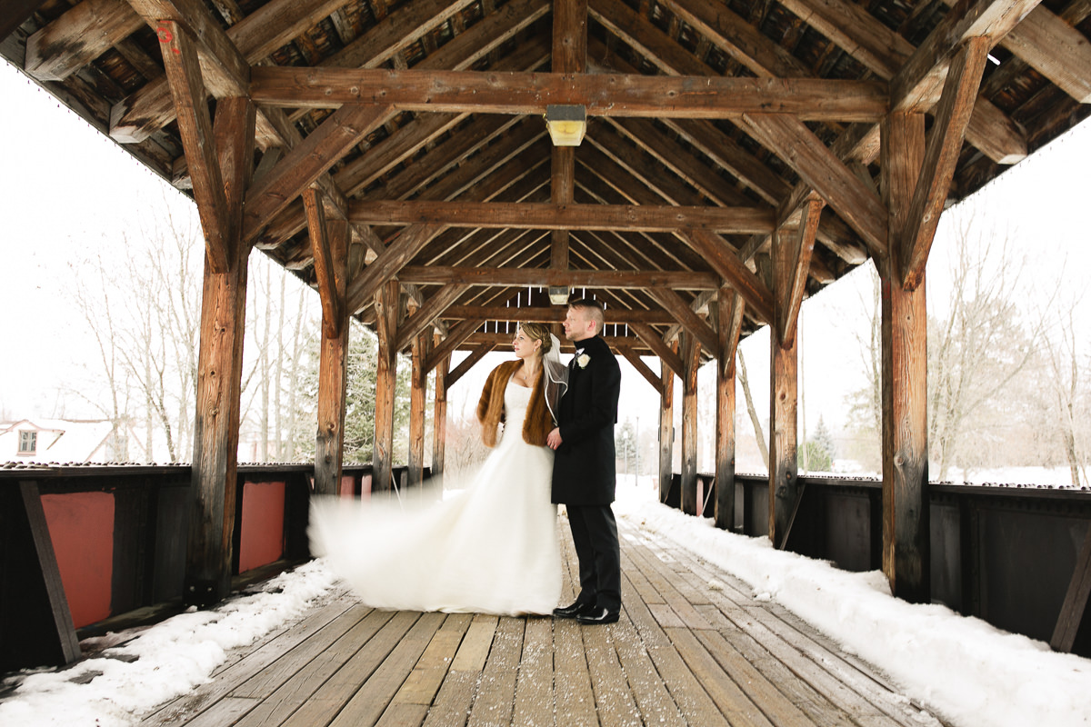 winter wedding photographer porthope