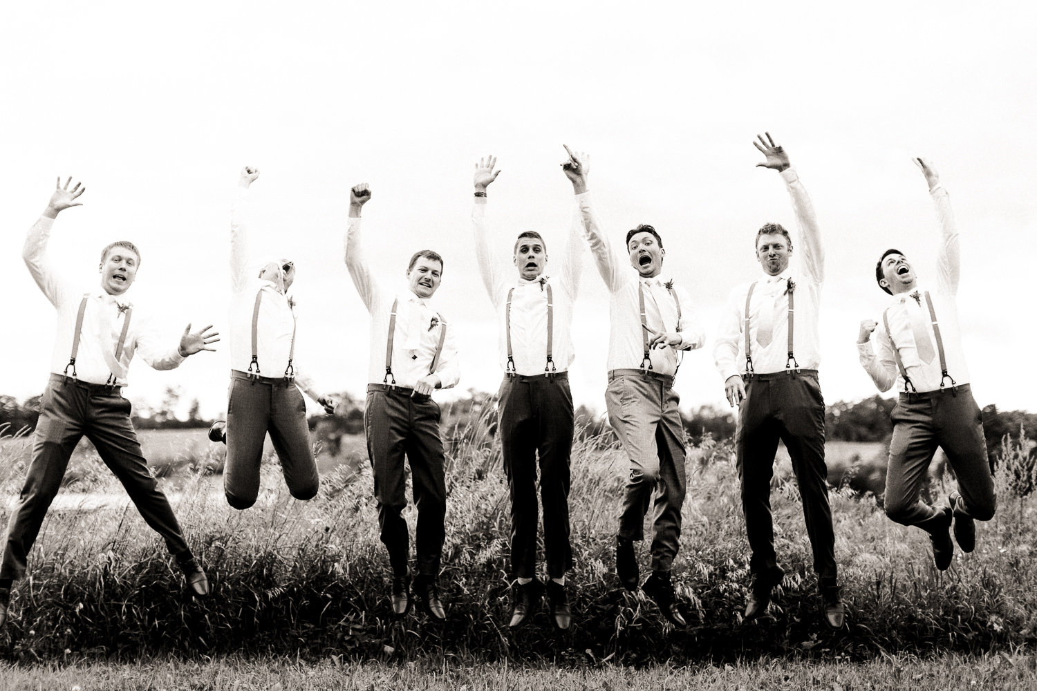 groomsmen portraits