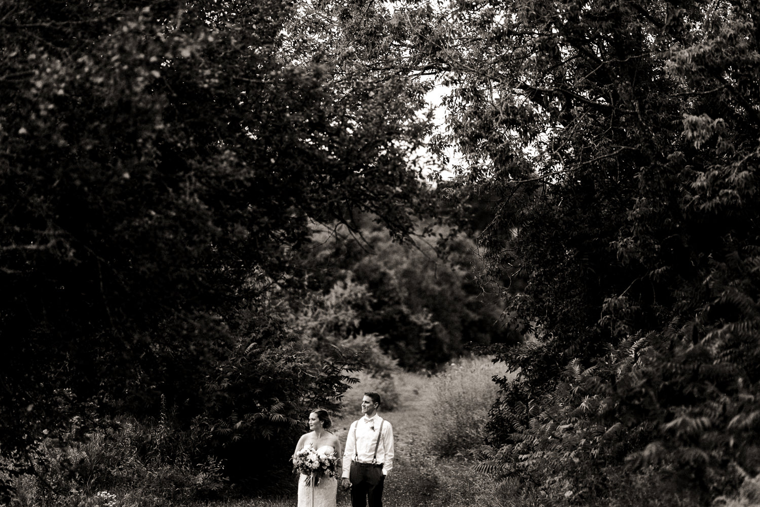 wedding portraits century barns