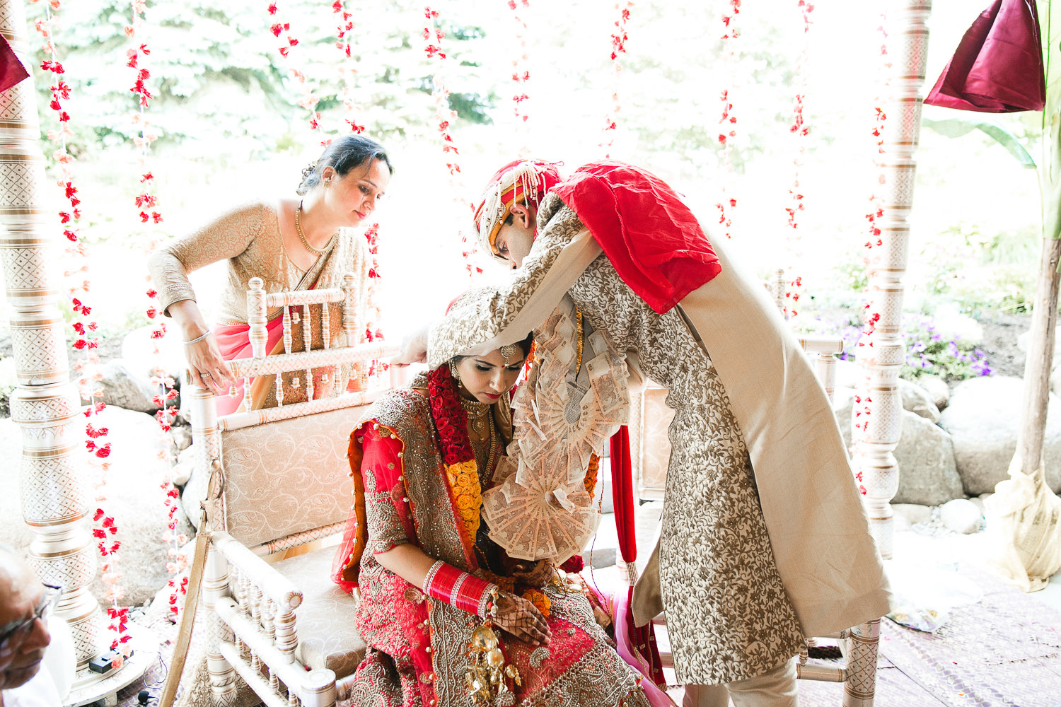 toronto hindu wedding photographer