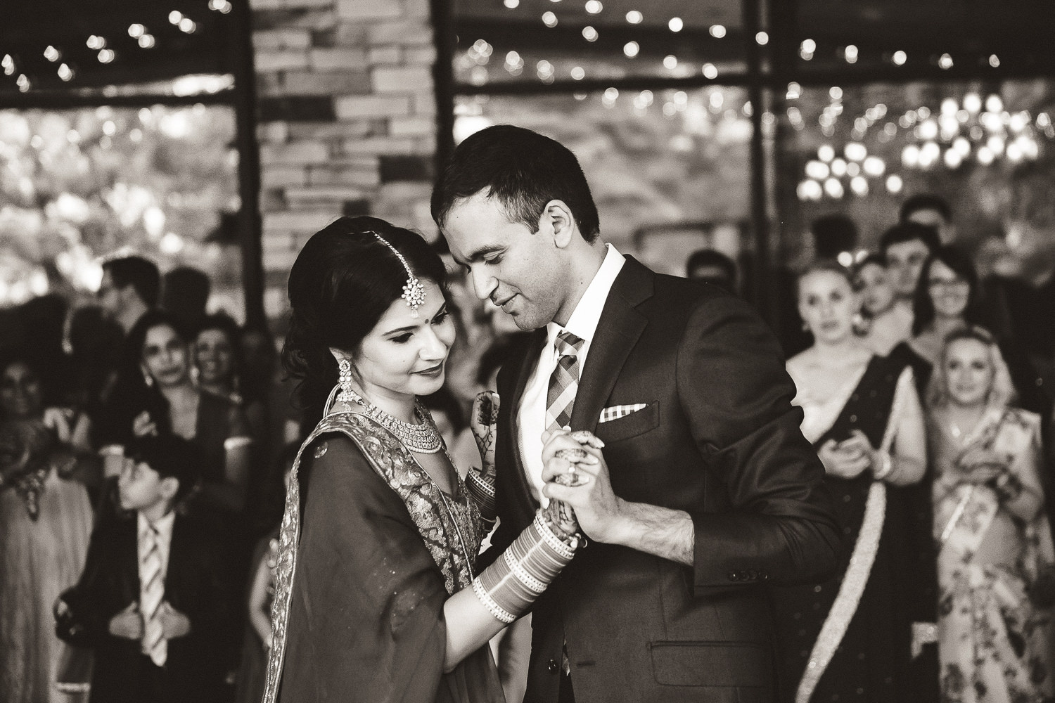 toronto hindu wedding photographer